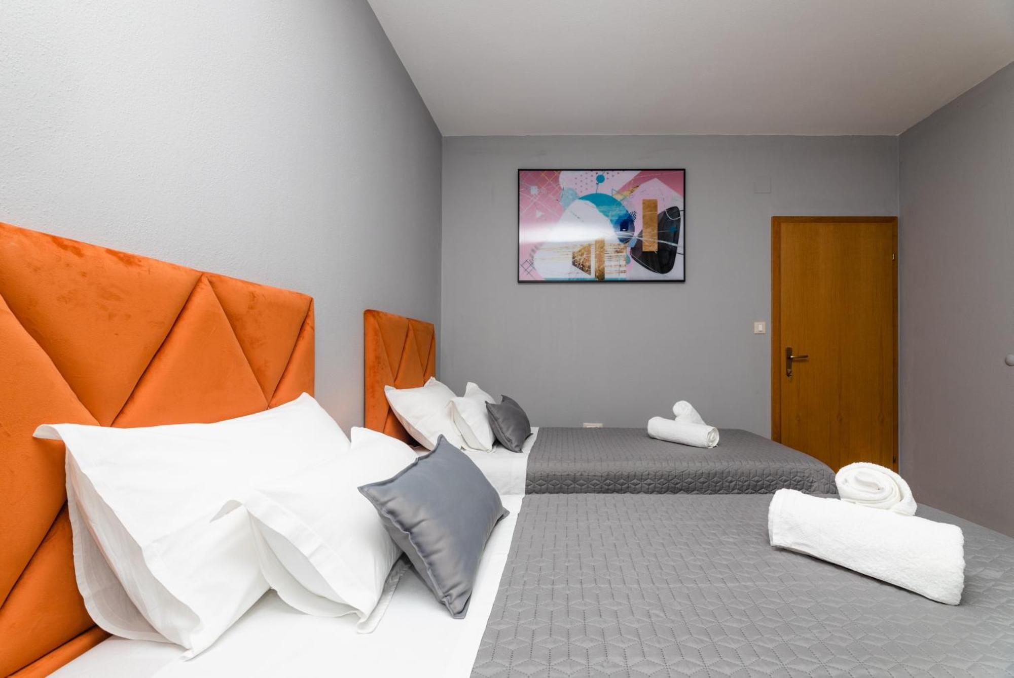 Penthouse4four - Apartments4you - Brand New 2-br - 200 Meters From The - Free Parking - Beautiful Terrace - Buralux