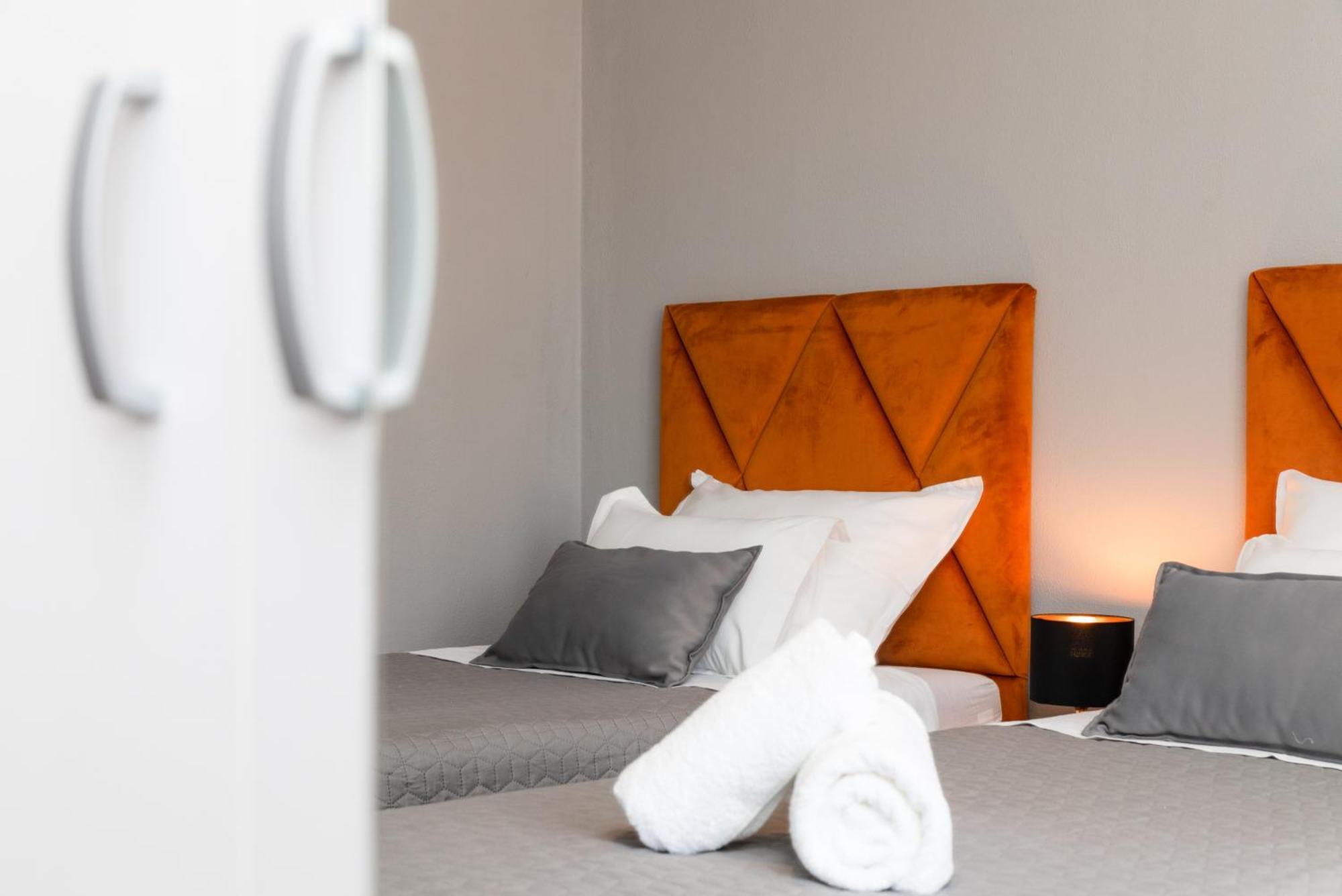 Penthouse4four - Apartments4you - Brand New 2-br - 200 Meters From The - Free Parking - Beautiful Terrace - Buralux Supetar