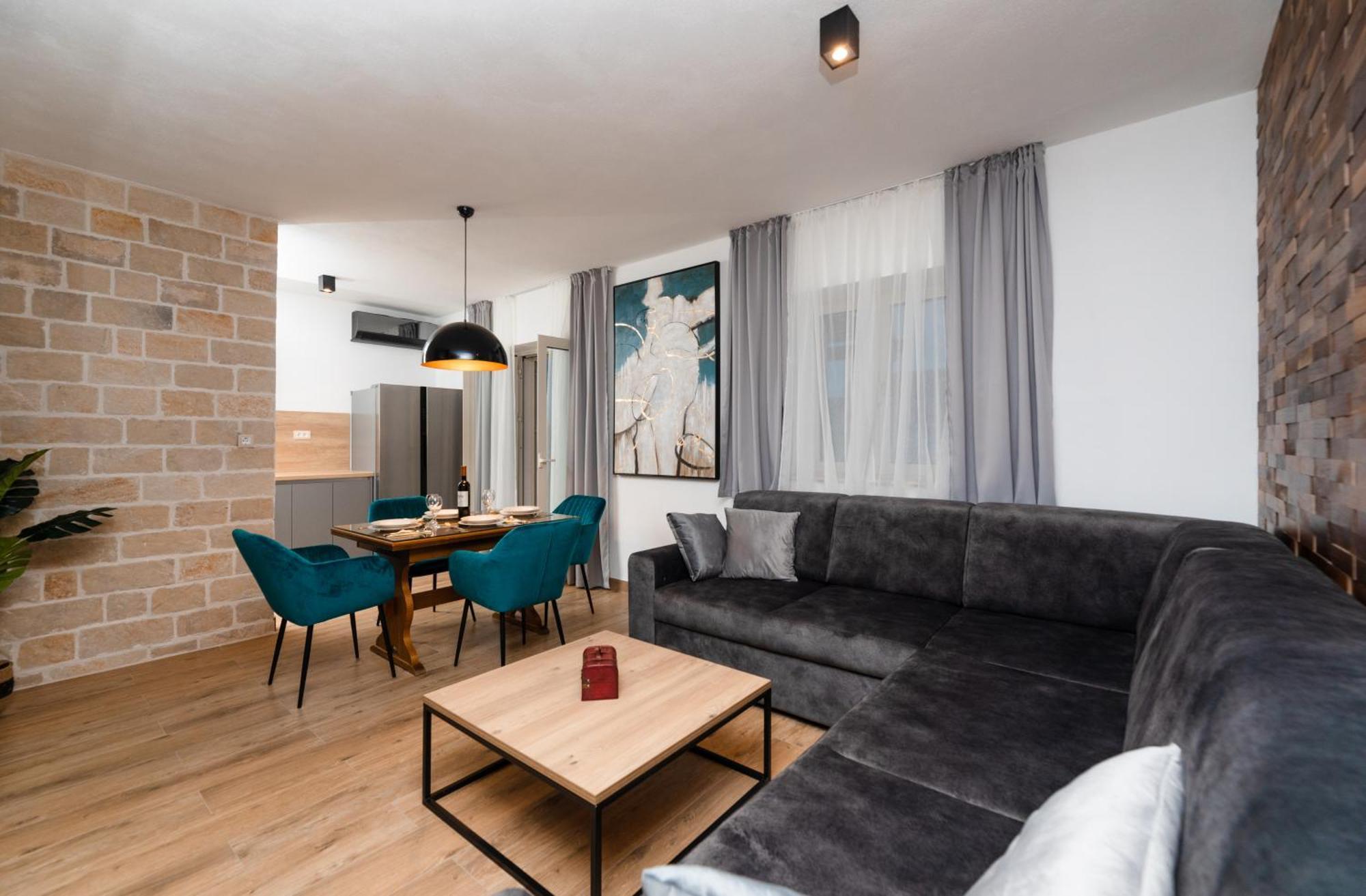 Penthouse4four - Apartments4you - Brand New 2-br - 200 Meters From The - Free Parking - Beautiful Terrace - Buralux * Supetar