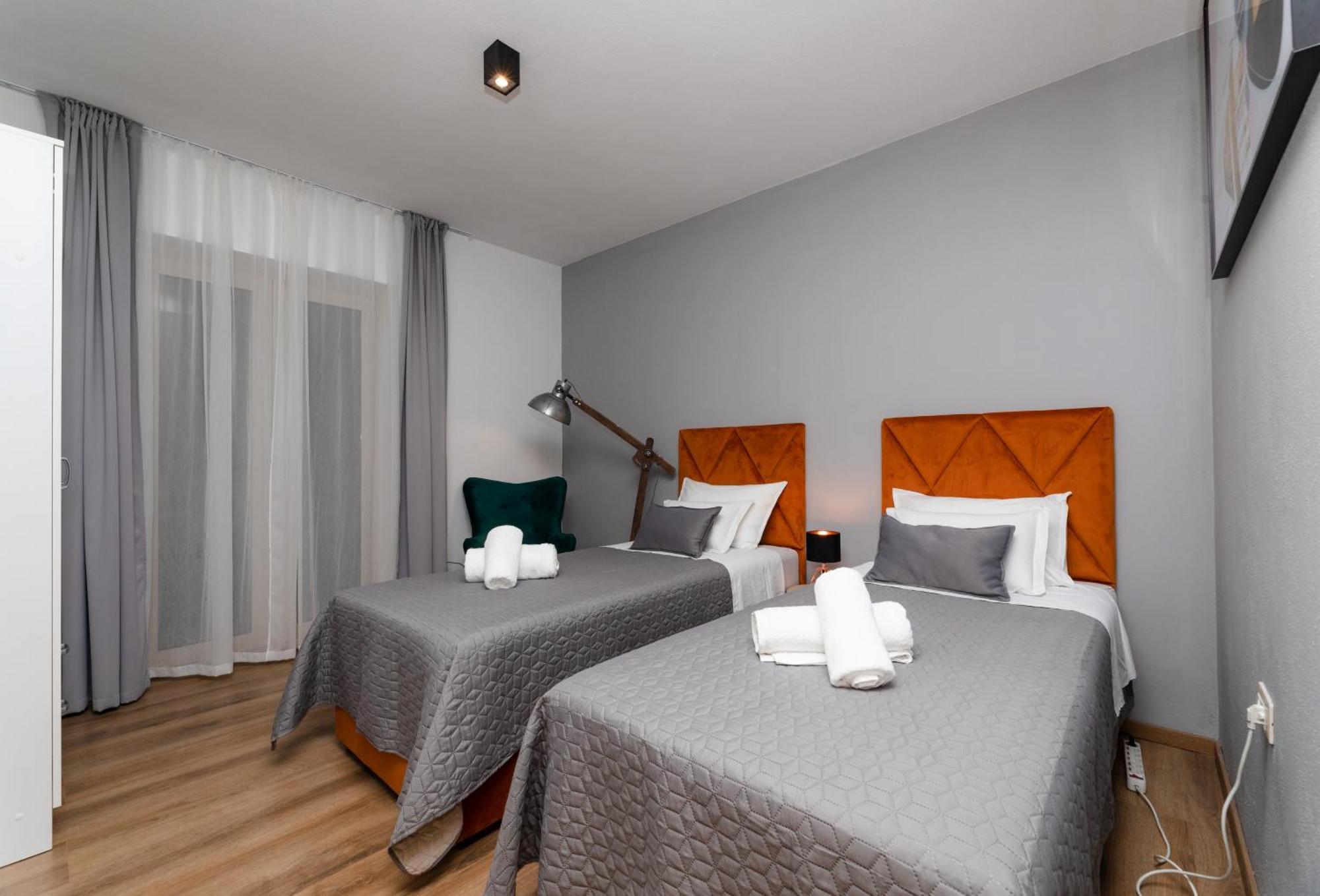 Penthouse4four - Apartments4you - Brand New 2-br - 200 Meters From The - Free Parking - Beautiful Terrace - Buralux Apartment *