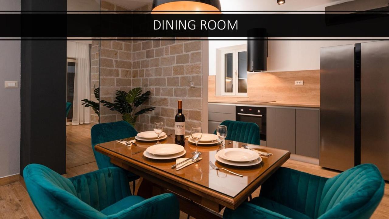 Apartmán Penthouse4four - Apartments4you - Brand New 2-br - 200 Meters From The - Free Parking - Beautiful Terrace - Buralux *